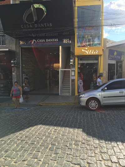 Fachada e entrada da Dantas Pousada em Quixadá